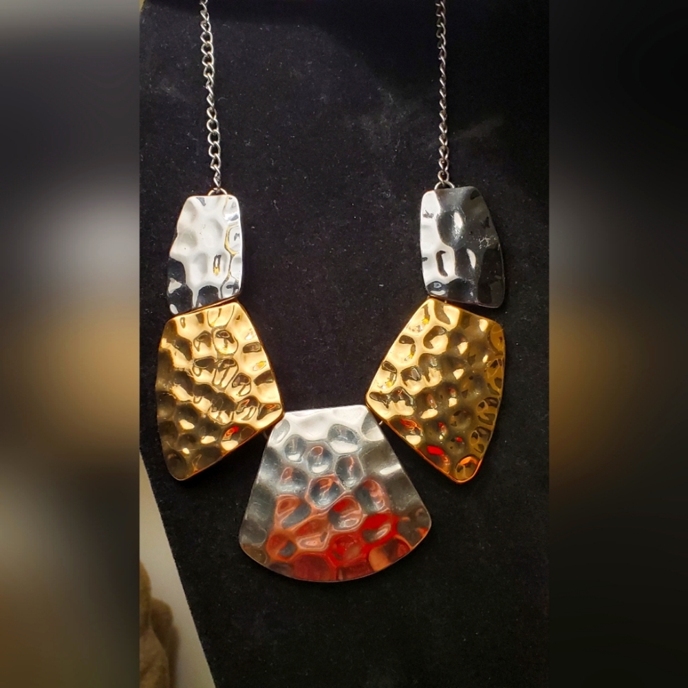 Hammered metal Silver & gold Necklace